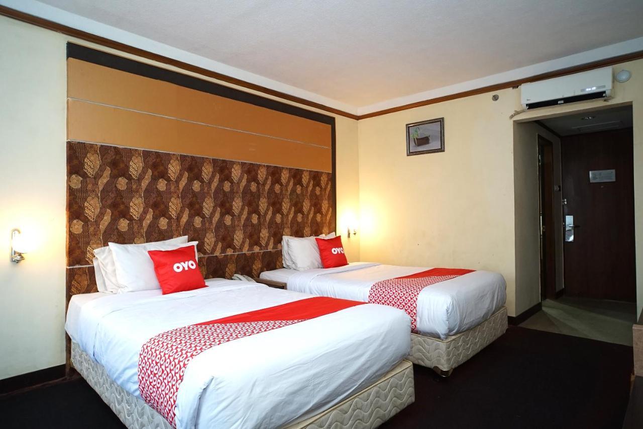 Collection O 1963 Hotel The New Benakutai Balikpapan  Exteriör bild