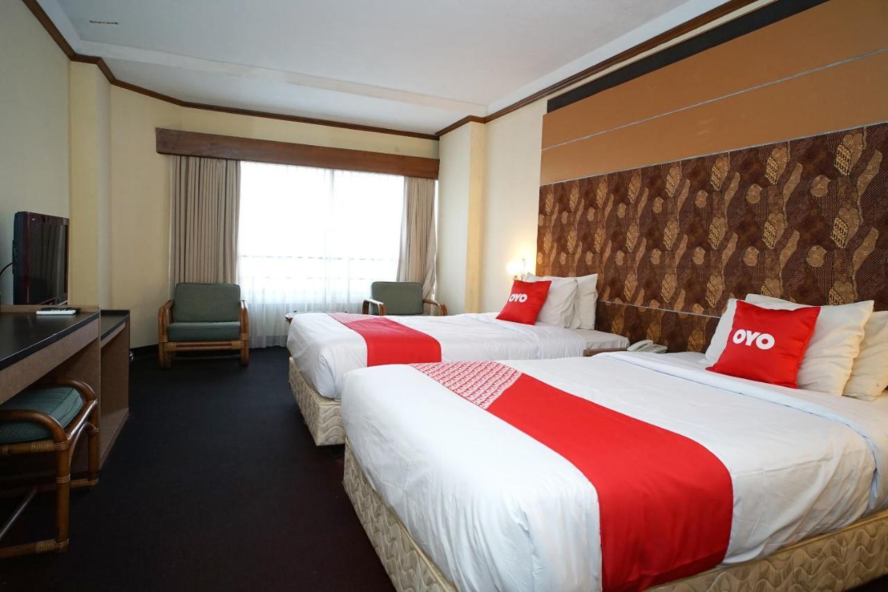 Collection O 1963 Hotel The New Benakutai Balikpapan  Exteriör bild